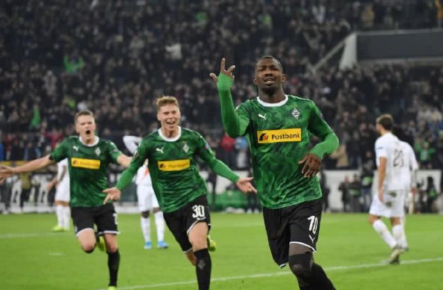 续在轮换边 续在轮换边