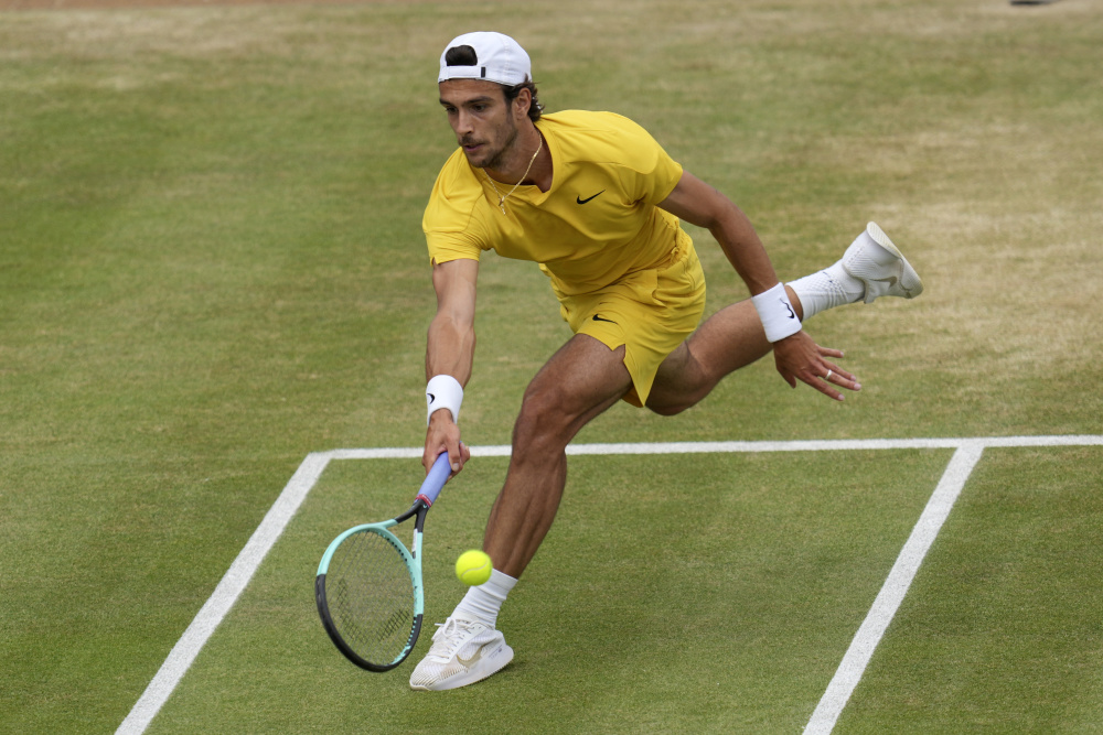 续在轮换边 续在轮换边