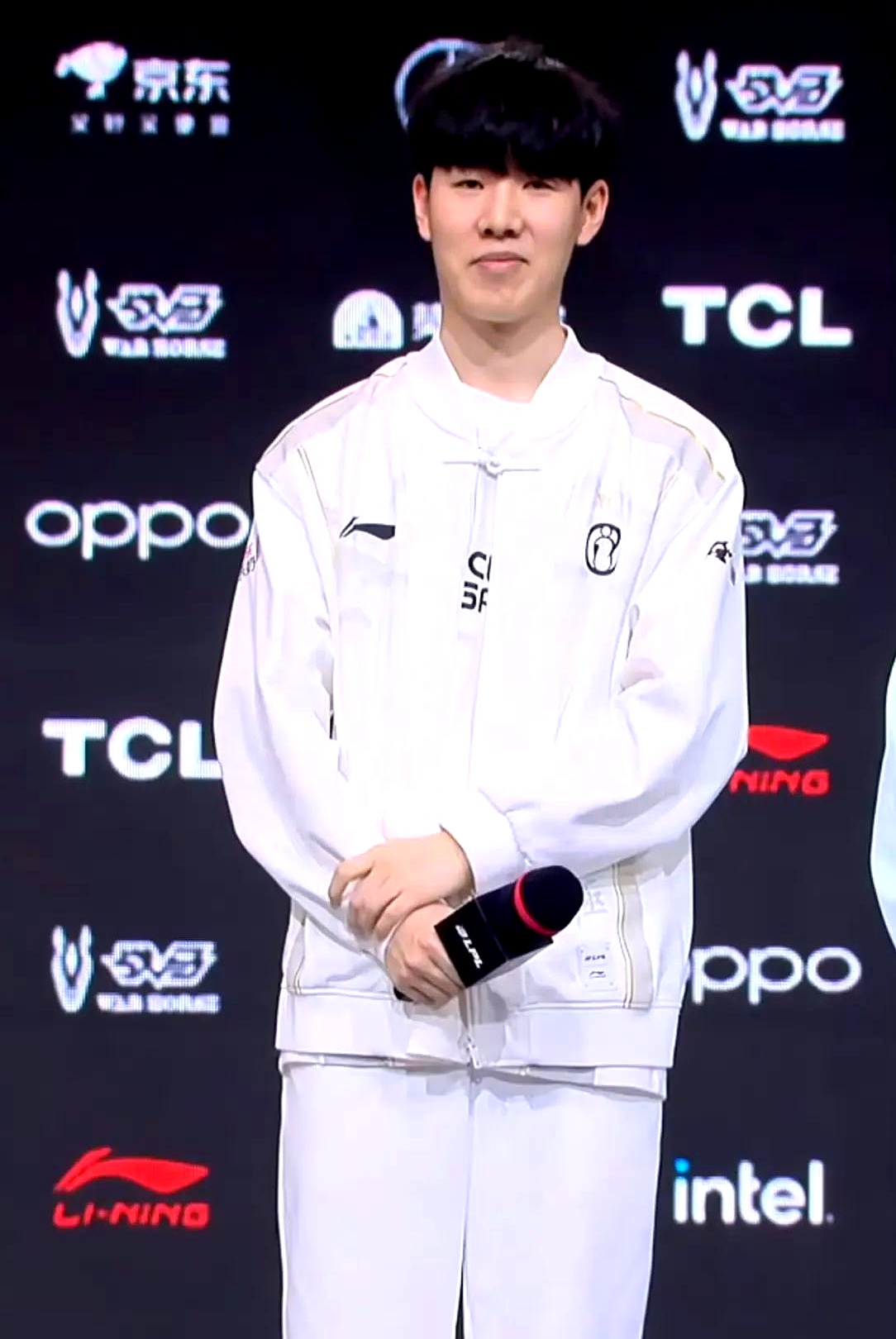 空位三分 空位三分